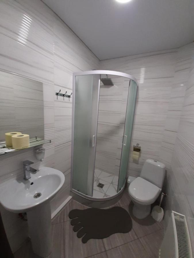 Mini-Hotel Умань Экстерьер фото