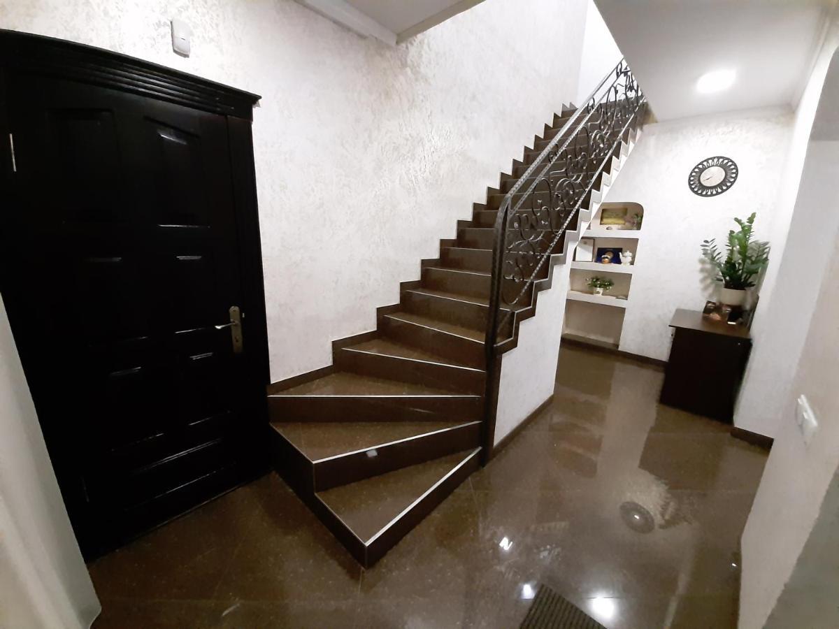 Mini-Hotel Умань Экстерьер фото